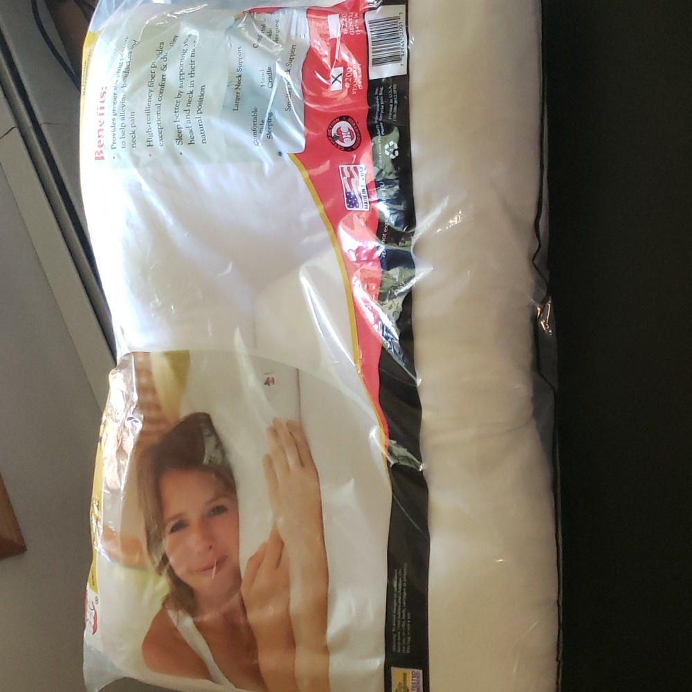NIP Core Tri-core pillow